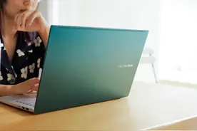 学生党选啥轻薄本？有颜值更要有个性，华硕新品VivoBook默默举手图片