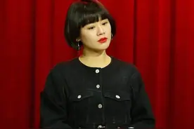马思纯谈了恋爱后更嫩了，“妹妹头”看着真乖，还显得挺瘦的图片