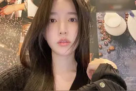 小说：我被美女同学算计，幸好我佩戴了纽扣摄像头，否则不堪设想图片