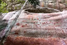 亚马逊丛林发现神秘壁画，距今一万年前，史前文明真存在过？图片