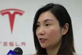 特斯拉全球副总裁陶琳接受采访：不是车不行，是你不会用图片
