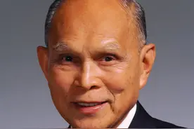 香港唯一一个不带保镖出门的富豪：霍英东图片