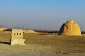 最具神秘感的一座王陵，明明建在草场之上，但陵墓上却不长一棵草图片