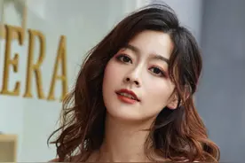 无垫蕾丝文胸，穿出来又惊喜又害羞，老公一直夸好看图片