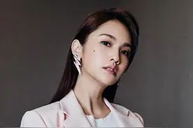 下雨天必听！杨丞琳《雨爱》唱尽心中的失落，感怀爱情，听哭了图片