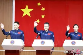 神舟十三号载人飞行任务｜3名乘组航天员在轨驻留6个月 春节将在太空守岁图片