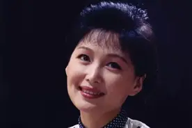 黄梅戏五朵金花：各有归属及精彩人生，只有吴亚玲一直坚持黄梅戏图片