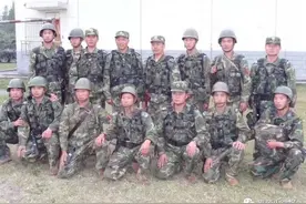 汶川地震，鲁山一小伙儿和战友惊天一跳！12年后，空降兵15勇士再聚首！图片