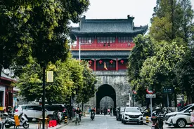 荆州古城墙：中国七大古城墙排名第二，有“江南完璧”之美誉图片