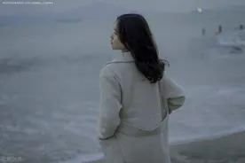 故事：男友去洗澡他手机短信声响起，我好奇一看，2年的爱情终结图片