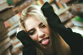 Cut him some slack 放他一马吧，给留个面子图片