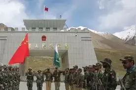 中国唯一不设防的边境线，两国士兵亲如兄弟，没事就互相“蹭饭”图片