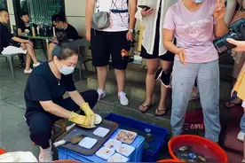 不套路了！厦门开蚌取珠取消免费加工，提醒配件自费，游客：实在图片