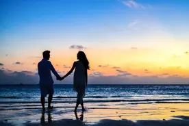 张亮凌晨为前妻庆生：夫妻离婚后最好的状态，大概就是这四个字！图片