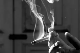 都说吸烟有害健康，为什么烟草公司还要大量生产香烟？图片