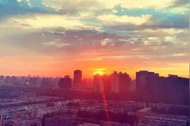 我最牛X的黑客朋友创业了图片
