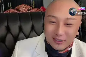 方丈回归首秀人气爆棚，辛巴到场豪刷遭方丈脚踢，巴丈彻底决裂图片