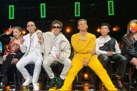 大傻回应"一挑五"！李京泽和丁飞被Diss？图片