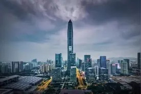 本来靠卖豆腐为生，老爸却告诉他在深圳有块地，如今身家285亿图片