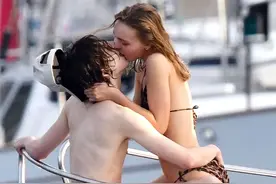 撩遍超级星二代，只想当豪门赘婿，大奖拿到手软的他也成捞男了？图片