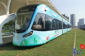 广州黄埔首条有轨电车全线开通运营，全程票价2元图片