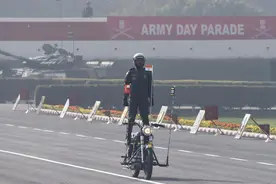 印度这样的“人类高质量国家”，为什么是散装的？它缺一位秦始皇图片