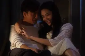 马国明疑求婚女友汤洛雯，拍拖四个月进展迅速，被背叛后迎来幸福图片