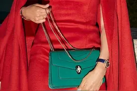 夏天背包太热？7款小巧WOC链条包背出清爽新fashion图片