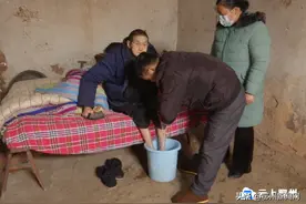 了不起！鄂州好侄儿照顾残疾叔父十余载图片