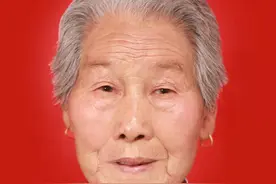 我含泪写的祭母文图片