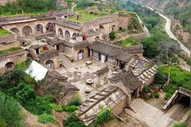 姜氏庄园：工期13年，耗费主人姜耀祖70%财富，才得以完建成图片