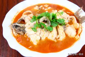 厨师长教你做，番茄鱼，鱼片嫩滑，汤汁鲜美，胃口大开图片