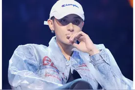 黄子韬怒批学员哭鼻子，称不行就走，网友：杨超越躺枪图片