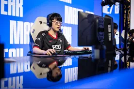 LOL-S11：Reddit热议EDG战胜T1，在EDG面前T1单纯得像一张白纸图片