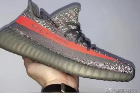 Kanye带货也无法挽救的鞋？Yeezy 350新组合被称不费脑设计图片