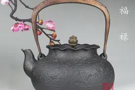 一壶清茶品日月，半壶老酒醉人生图片