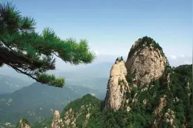 河南的两座山峰，其中一座比华山还高，被称为中原最高峰图片