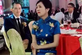 “超美丈母娘”火了，在喜宴上哭得梨花带雨，网友：仙女落泪图片