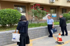 市住建局对建兰路街道老旧小区创文工作进行督导检查图片
