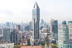 华信系上海总部25亿起拍，2800亿最神秘金控帝国崩塌始末图片
