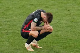 欧洲杯的卧龙凤雏！惊现喝水哥和散步帝，两人同时出局图片