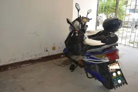 “每天充”和“用完充”，哪个更伤电动车？一看便知，用错记得改图片