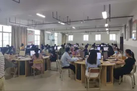 实拍南宁中考阅卷现场！549318份试卷5天评完，全程视频监控图片