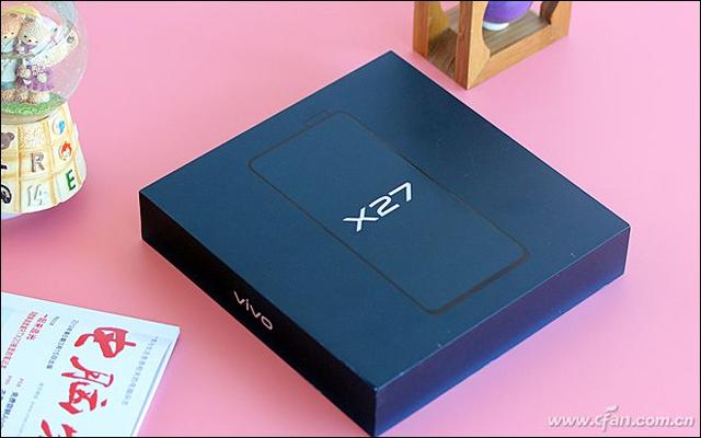 感受升降镜头和零界视野的冲击！vivo X27评测体验