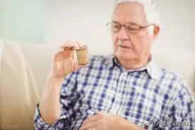 中老年男性补充睾酮，警惕心血管风险，安全补充注意3点，听分析图片