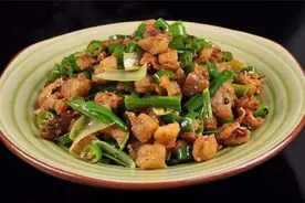 你吃过油渣吗？加糖还是加盐？图片