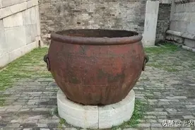 农村有人高价收购大水缸，有什么用呢？老农：有利可图，别卖图片
