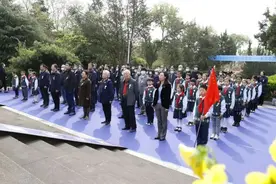 学党史铭初心 | 缅怀革命先烈，传承红色基因图片