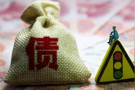 网贷逾期被催收，通讯录里面每个人的电话都要打？催收员说出真相图片