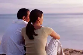 爱是束缚吗？老公不让我外出，他说“要么离婚，要么待在家里”图片